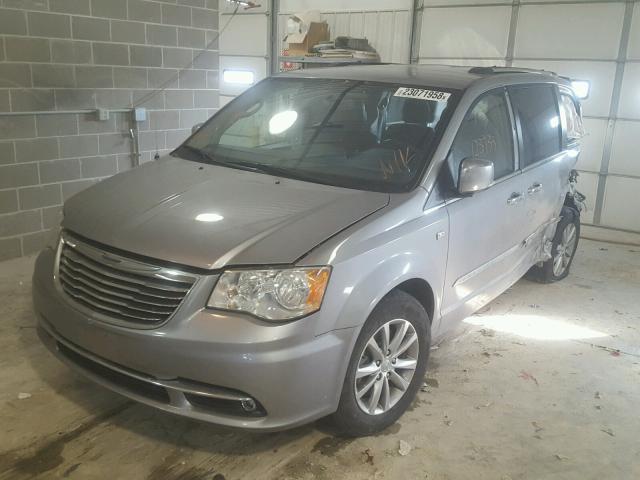 2C4RC1CG4ER460238 - 2014 CHRYSLER TOWN & COU SILVER photo 2