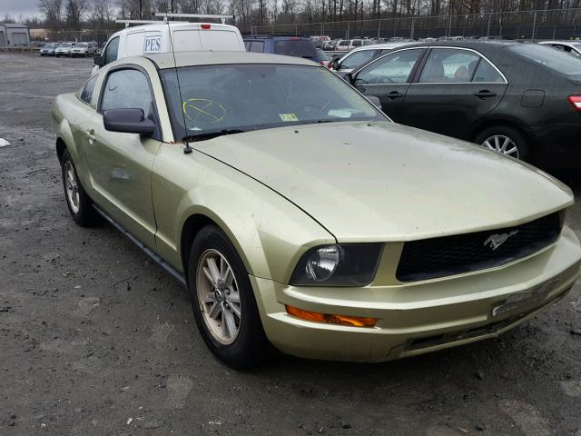 1ZVFT80N165221840 - 2006 FORD MUSTANG GREEN photo 1