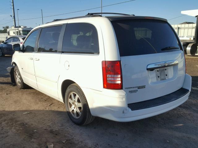 2A8HR54P08R701273 - 2008 CHRYSLER TOWN & COU WHITE photo 3