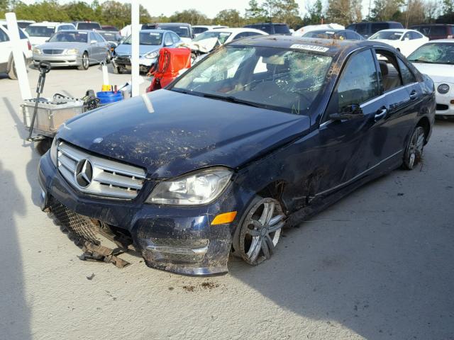 WDDGF4HB8DR294426 - 2013 MERCEDES-BENZ C 250 BLUE photo 2