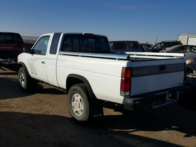 1N6HD16Y8RC391904 - 1994 NISSAN TRUCK KING WHITE photo 3