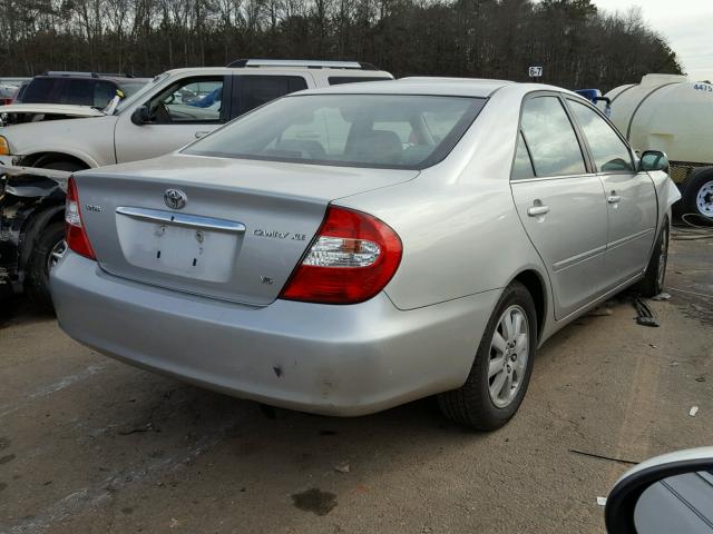 4T1BF30K13U561357 - 2003 TOYOTA CAMRY LE SILVER photo 4
