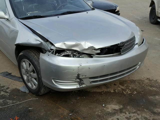 4T1BF30K13U561357 - 2003 TOYOTA CAMRY LE SILVER photo 9