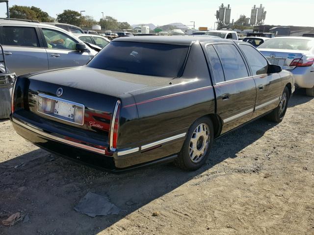 1G6KD54YXVU272178 - 1997 CADILLAC DEVILLE BLACK photo 4