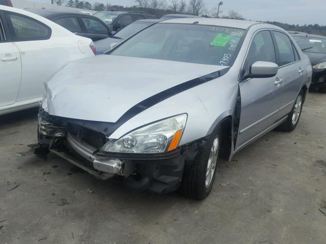 1HGCM56397A197403 - 2007 HONDA ACCORD SE SILVER photo 2