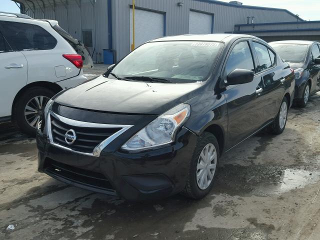 3N1CN7AP1GL855938 - 2016 NISSAN VERSA S BLACK photo 2