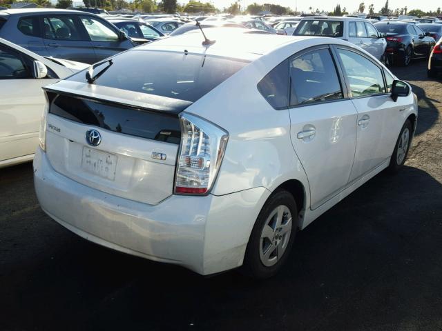 JTDKN3DUXB0275113 - 2011 TOYOTA PRIUS WHITE photo 4