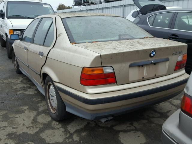 WBACB4314PFL04147 - 1993 BMW 325 I AUTO GOLD photo 3