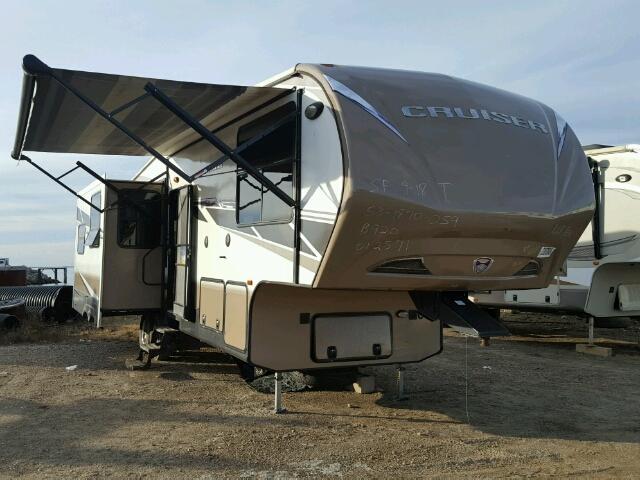 4V0FC3424EE012571 - 2014 CRUI MOTORHOME TWO TONE photo 2