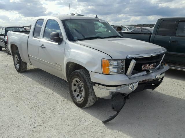 1GTSCUEA7AZ179529 - 2010 GMC SIERRA C15 SILVER photo 1