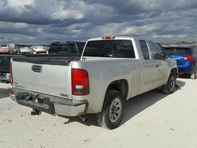 1GTSCUEA7AZ179529 - 2010 GMC SIERRA C15 SILVER photo 4