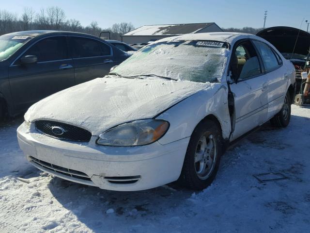 1FAFP53U96A178161 - 2006 FORD TAURUS SE WHITE photo 2