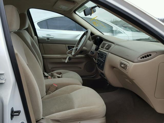 1FAFP53U96A178161 - 2006 FORD TAURUS SE WHITE photo 5