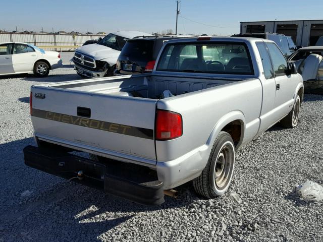 1GCCS19Z4R8142395 - 1994 CHEVROLET S TRUCK S1 SILVER photo 4