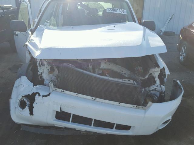 1FMCU02Z58KB85980 - 2008 FORD ESCAPE XLS WHITE photo 7