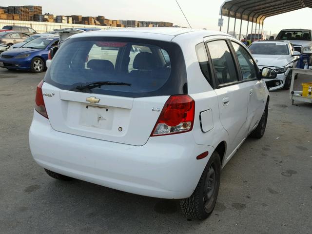 KL1TD66677B714620 - 2007 CHEVROLET AVEO BASE WHITE photo 4