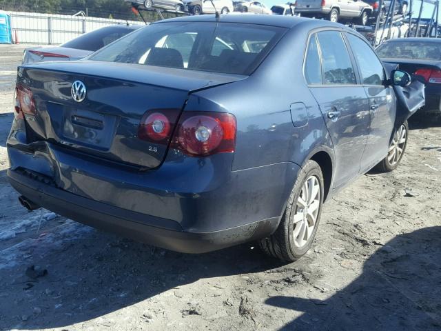 3VWAX7AJ8AM121290 - 2010 VOLKSWAGEN JETTA LIMI GRAY photo 4