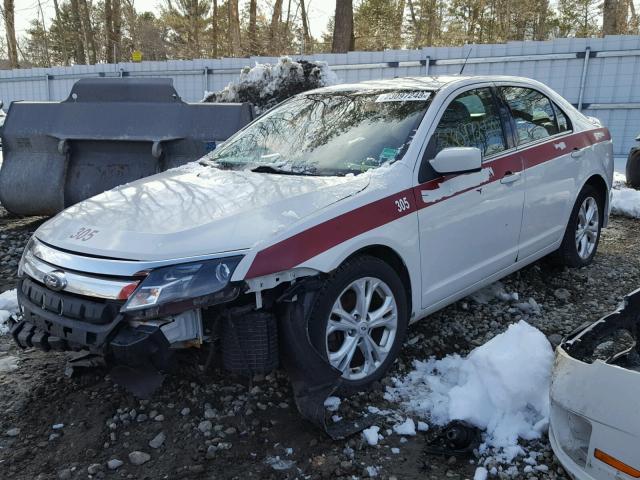 3FAHP0HA2CR100591 - 2012 FORD FUSION SE WHITE photo 2