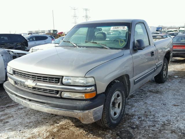 1GCEC14W4XZ146120 - 1999 CHEVROLET SILVERADO SILVER photo 2