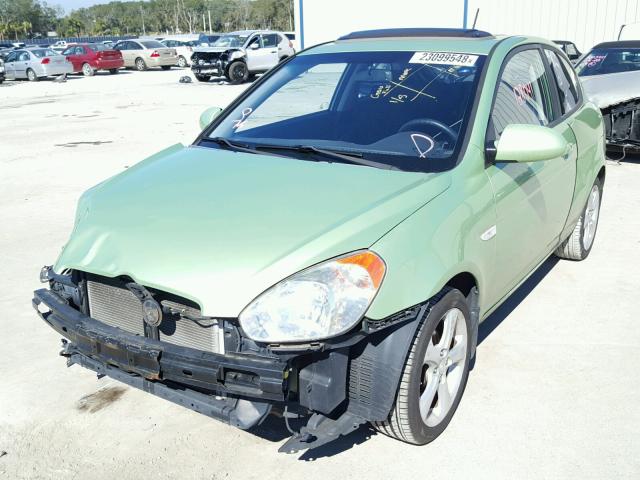 KMHCN36C68U105093 - 2008 HYUNDAI ACCENT SE GREEN photo 2