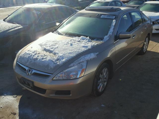 1HGCM66526A004496 - 2006 HONDA ACCORD EX GOLD photo 2