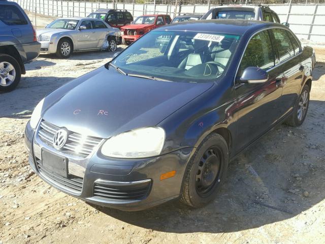 3VWRG71K05M628914 - 2005 VOLKSWAGEN NEW JETTA BLUE photo 2