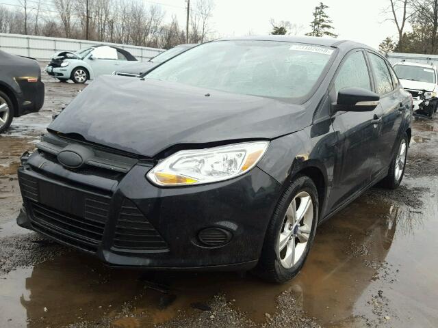 1FADP3F24EL157484 - 2014 FORD FOCUS SE BLACK photo 2