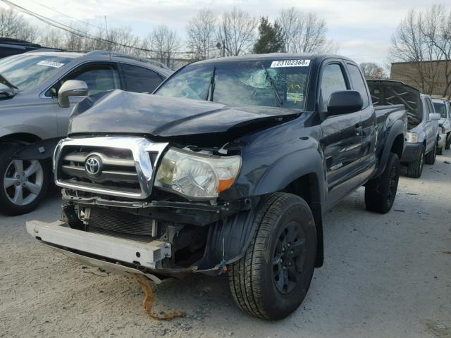 5TEUU42N88Z572371 - 2008 TOYOTA TACOMA ACC BLACK photo 2