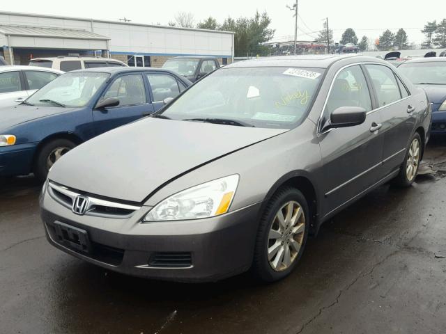 1HGCM66567A094236 - 2007 HONDA ACCORD EX GRAY photo 2