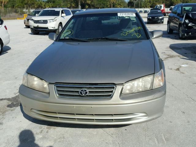 JT2BG22K310546235 - 2001 TOYOTA CAMRY GRAY photo 9