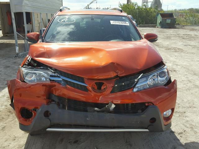 JTMWFREV4FJ051828 - 2015 TOYOTA RAV4 XLE ORANGE photo 9