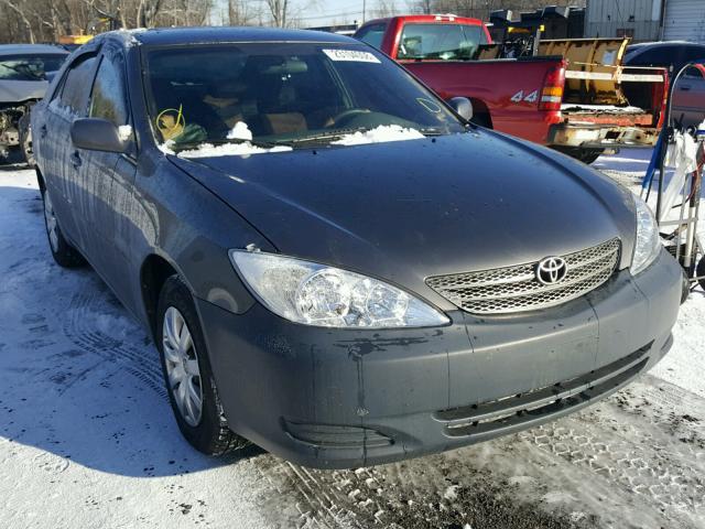 4T1BE32K72U535778 - 2002 TOYOTA CAMRY LE GRAY photo 1