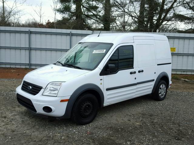 NM0LS7DN8AT029541 - 2010 FORD TRANSIT CO WHITE photo 2