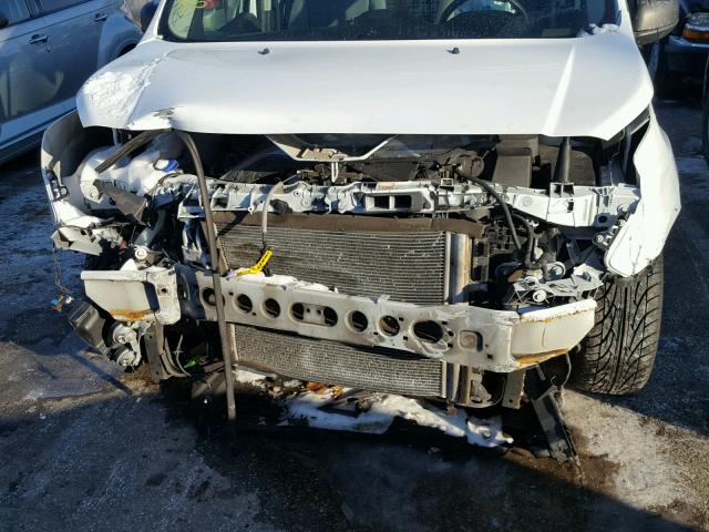 NM0LS6E77G1241300 - 2016 FORD TRANSIT CO WHITE photo 9