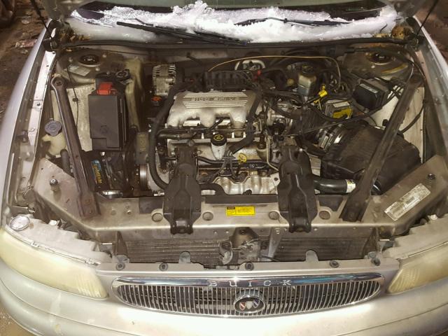 2G4WS52M8X1457876 - 1999 BUICK CENTURY CU SILVER photo 7