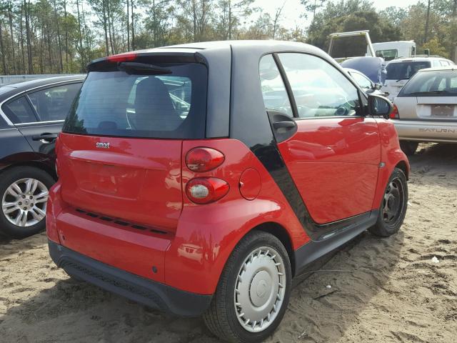 WMEEJ3BA1DK682196 - 2013 SMART FORTWO PUR RED photo 4