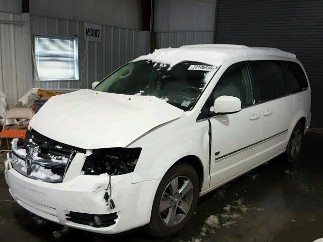 2D8HN54X49R647708 - 2009 DODGE GRAND CARA WHITE photo 2