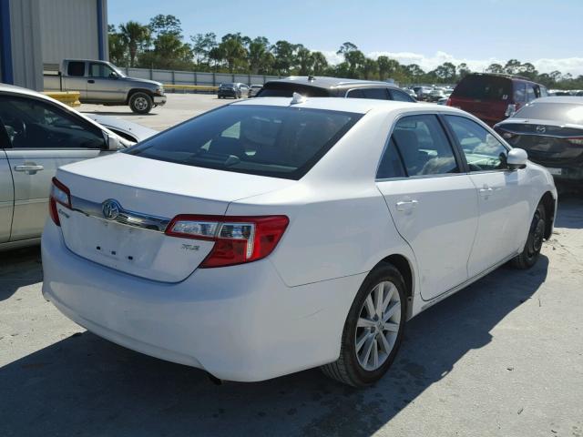 4T1BF1FK0CU556906 - 2012 TOYOTA CAMRY BASE WHITE photo 4