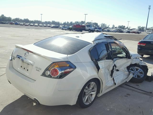 1N4BL2AP2CN555018 - 2012 NISSAN ALTIMA SR WHITE photo 4