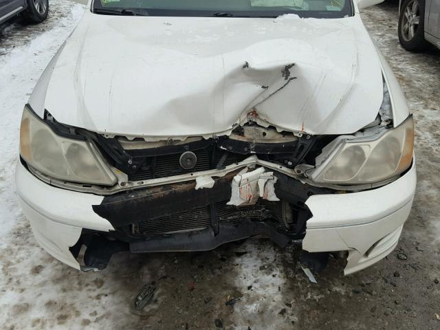 4T1BF28B41U164401 - 2001 TOYOTA AVALON XL WHITE photo 7