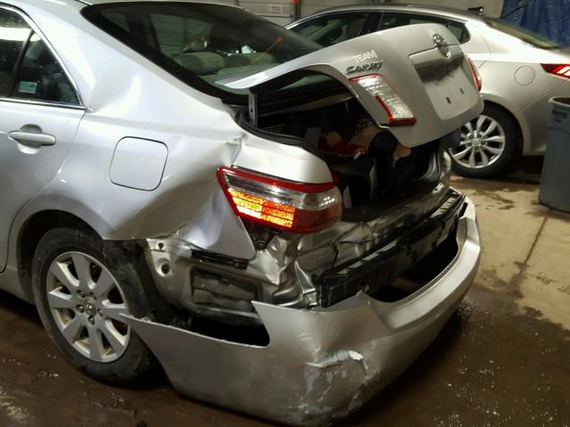 4T1BB46K79U087982 - 2009 TOYOTA CAMRY HYBR SILVER photo 9