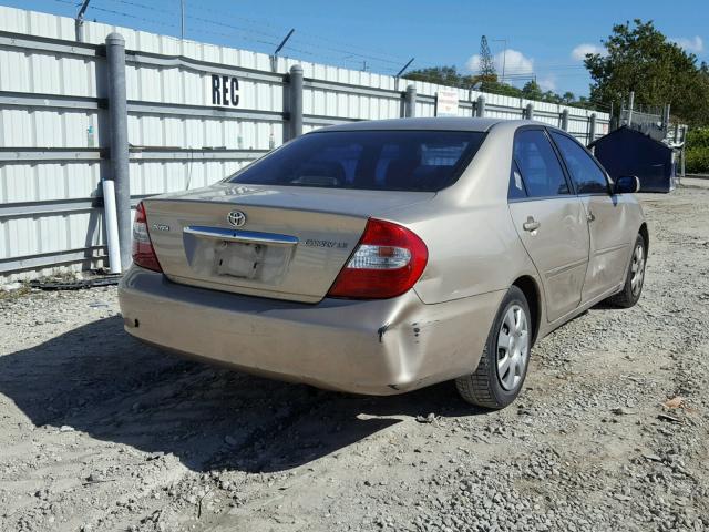 4T1BE32K52U563028 - 2002 TOYOTA CAMRY LE GOLD photo 4