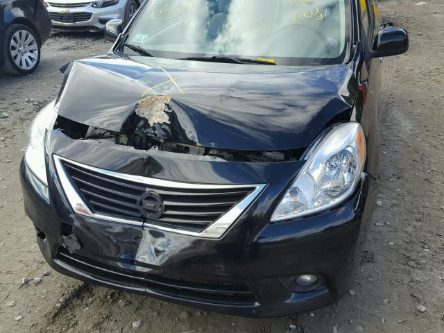 3N1CN7AP5DL860863 - 2013 NISSAN VERSA S BLACK photo 9