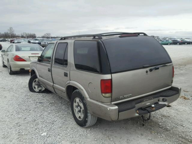 1GNDT13X54K158844 - 2004 CHEVROLET BLAZER TAN photo 3