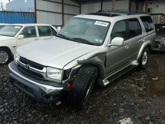 JT3HN86R529076227 - 2002 TOYOTA 4RUNNER SR BEIGE photo 2