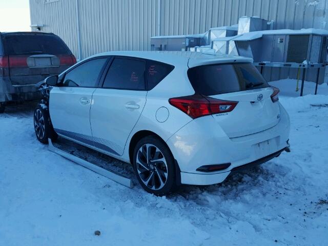 JTNKARJE1GJ512337 - 2016 TOYOTA SCION IM WHITE photo 3