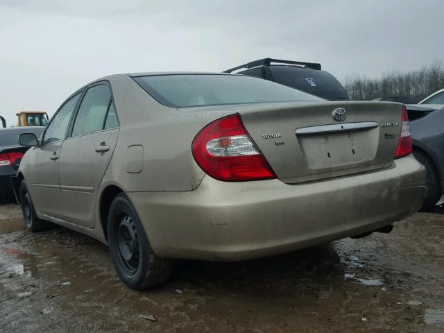 4T1BE32K73U202269 - 2003 TOYOTA CAMRY LE GOLD photo 3