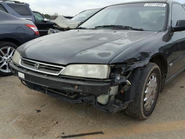 1HGCD7232TA020283 - 1996 HONDA ACCORD LX BLACK photo 9