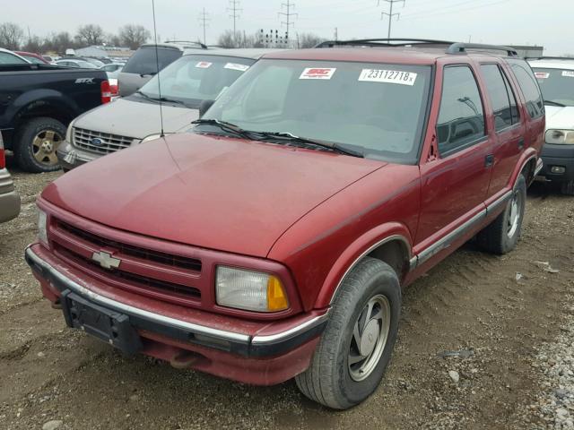 1GNDT13W4V2220288 - 1997 CHEVROLET BLAZER MAROON photo 2