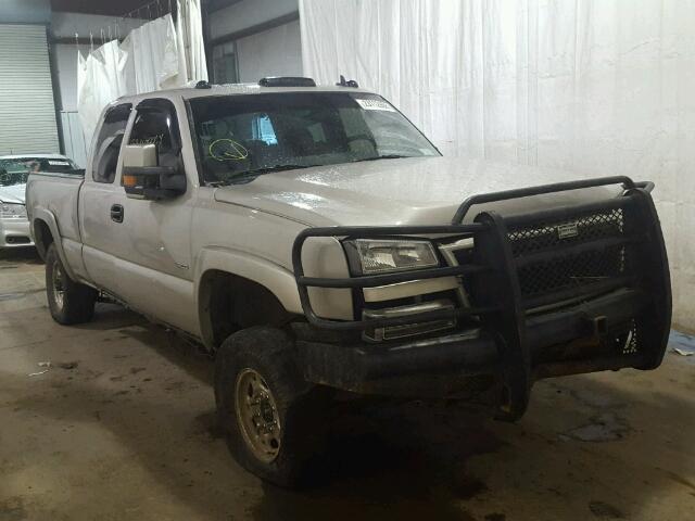 1GCHK29D16E218667 - 2006 CHEVROLET SILVERADO SILVER photo 1